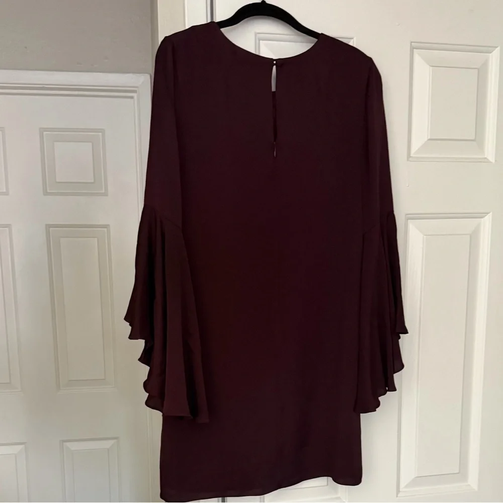 MILLY Silk Dress Ruffle Bell Sleeve Shift Dress Size 4 Plum Purple Mini Cocktail - Picture 7 of 10